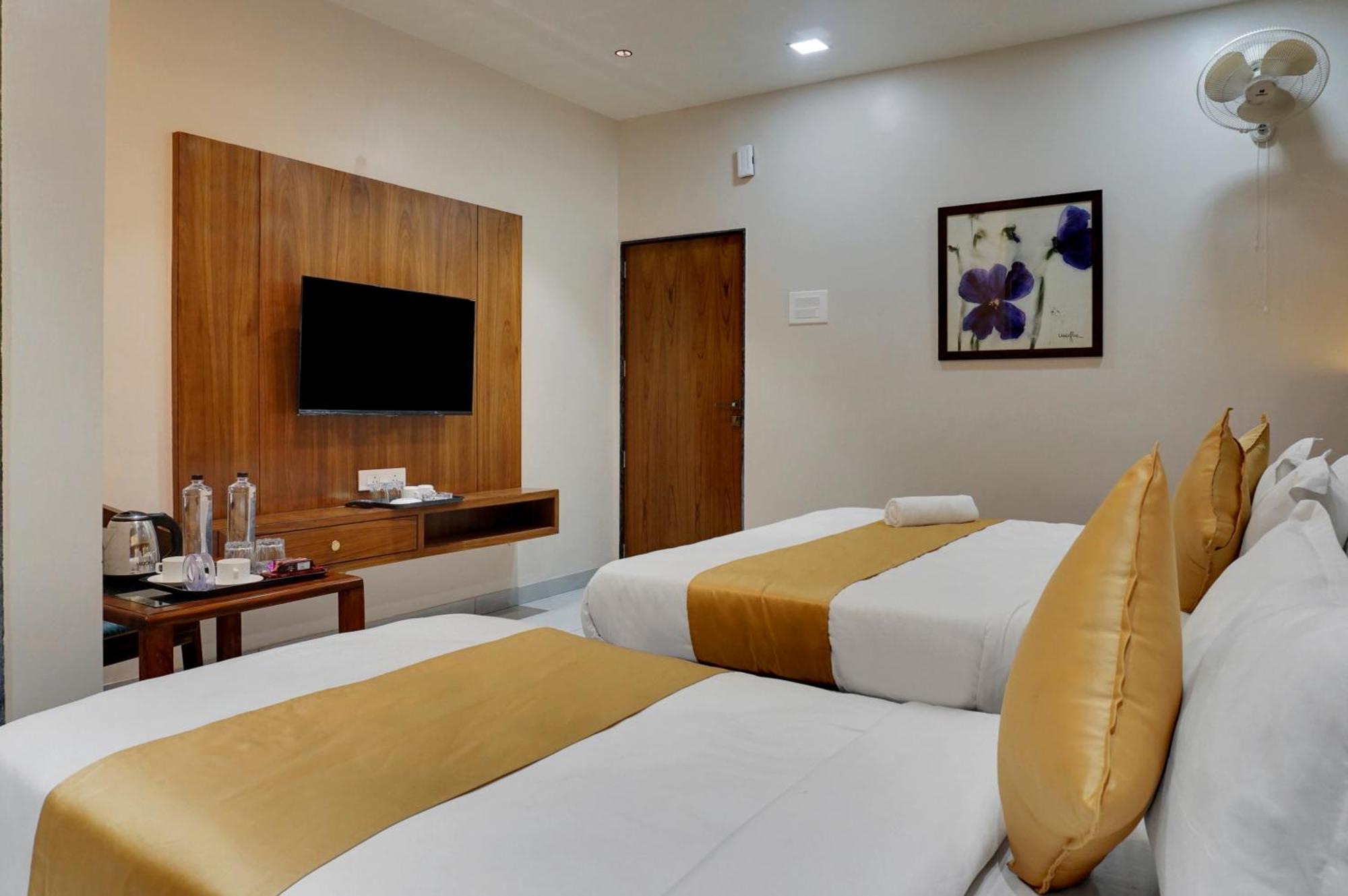Hotel Sayba Executive Pune Exterior photo