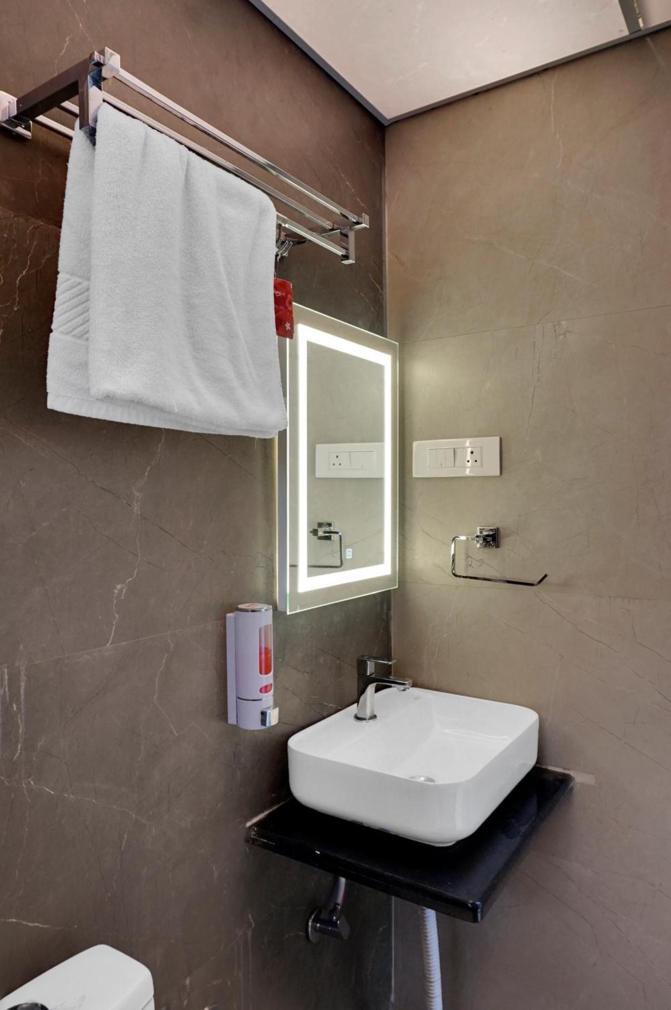 Hotel Sayba Executive Pune Exterior photo